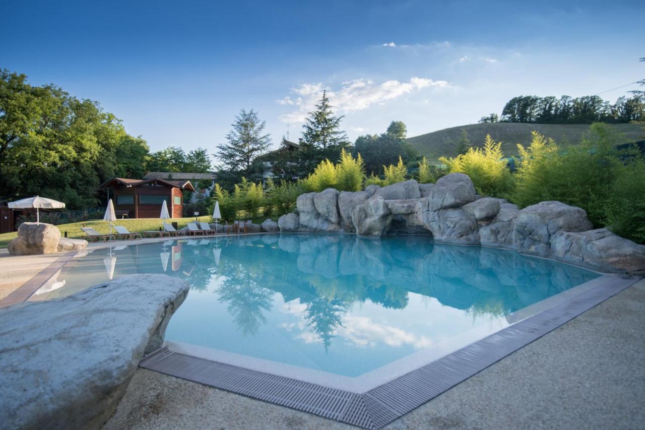 Hotel Le Grotte Genga  Exterior photo