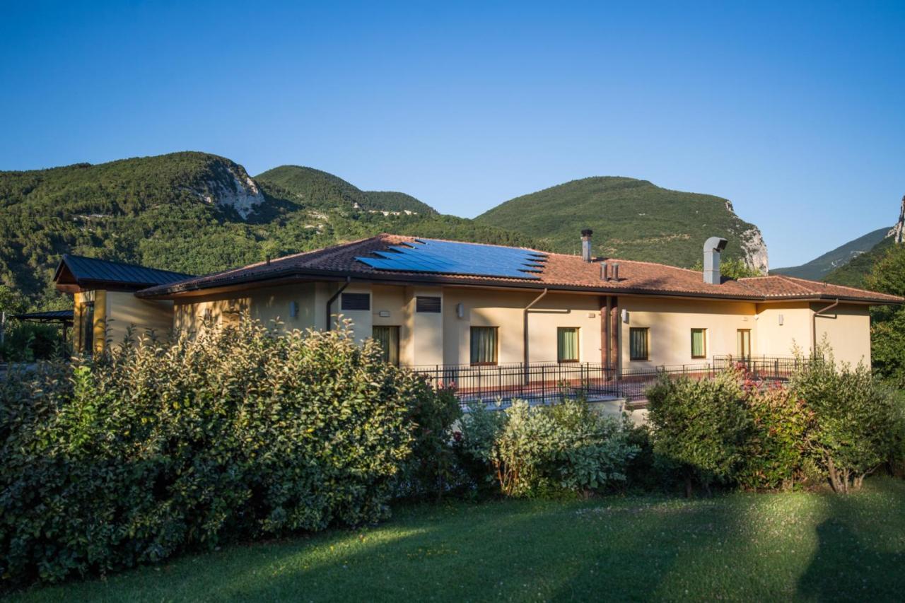 Hotel Le Grotte Genga  Exterior photo