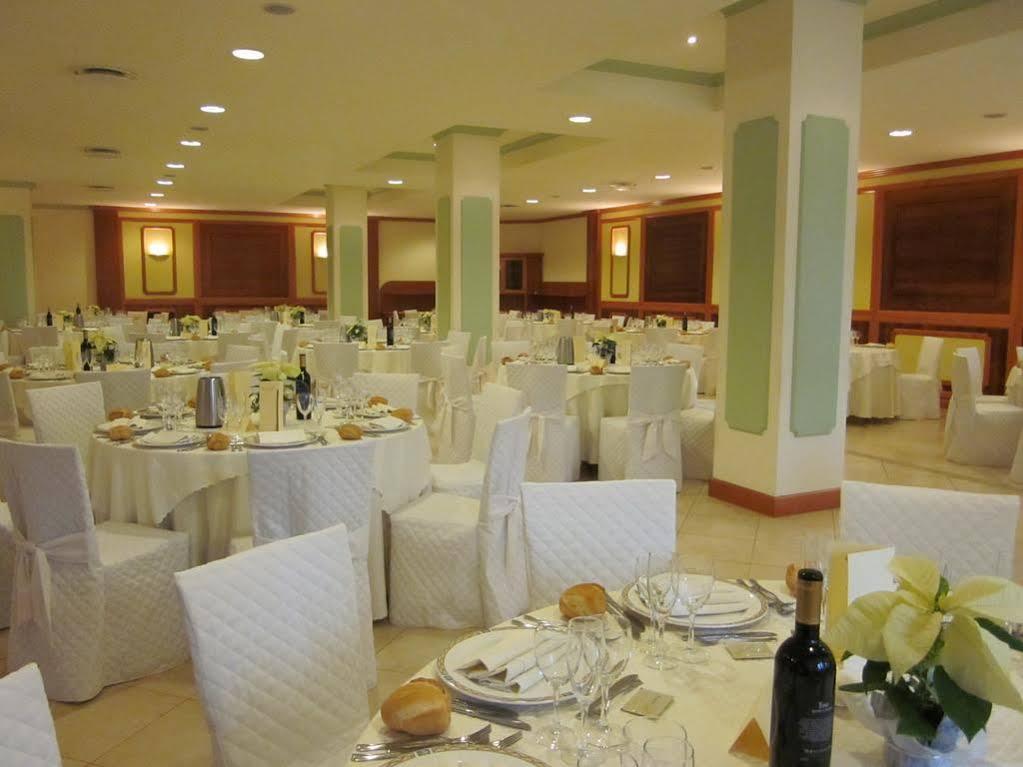 Hotel Le Grotte Genga  Exterior photo